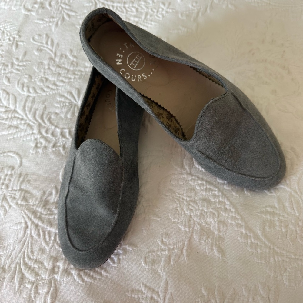 Travaux en Cours Elegant Gray Flat Loafers size 5.5